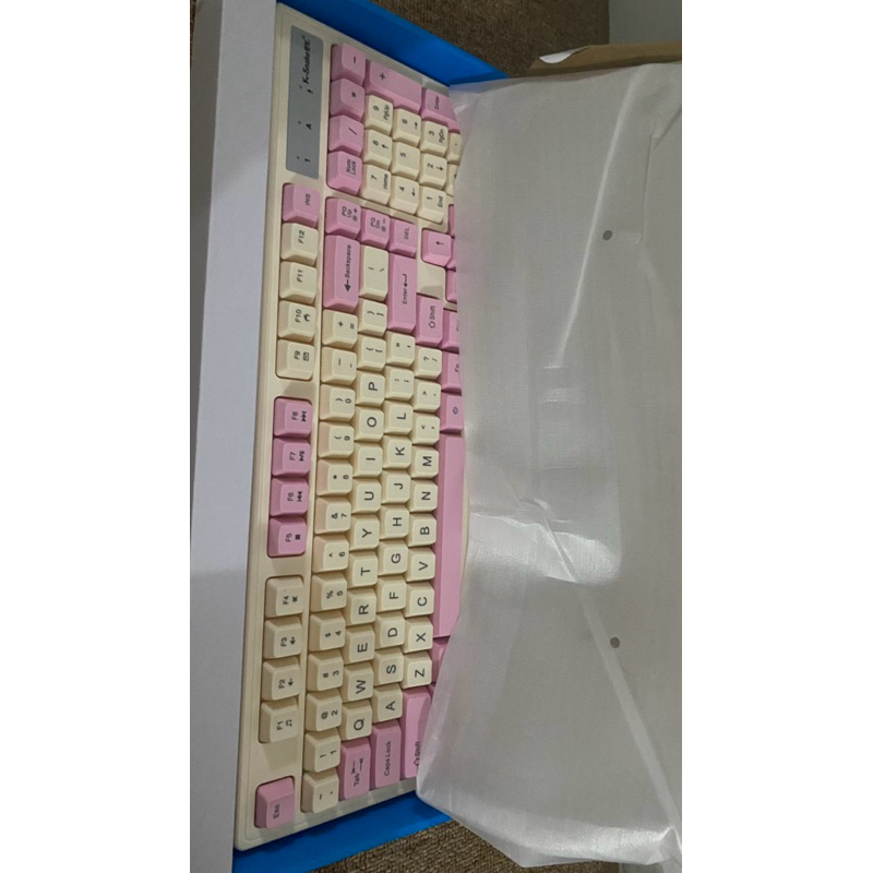 preloved keyboard new pink k-snake (wire keyboard)