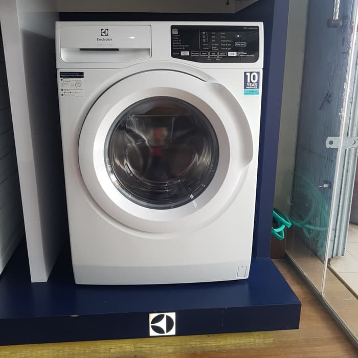 MESIN CUCI ELECTROLUX EWF 9025 DQWA 1 TABUNG FRONT LOADING 9 KG PUTIH BUKAAN DEPAN ULTRAECO 9025DQWA