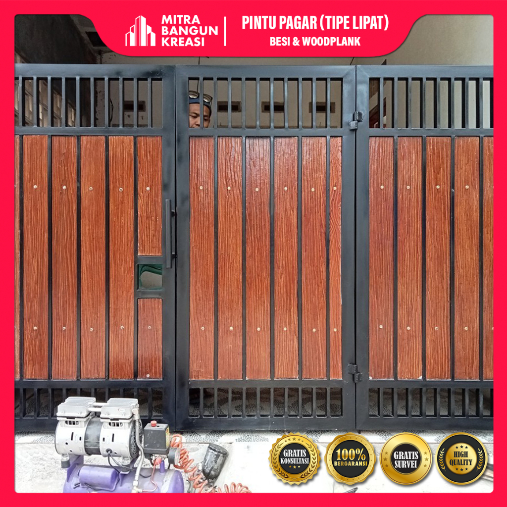 Pintu Pagar Lipat Besi Hollow Galvanis Kombinasi Woodplank Modern Minimalis [GG016]