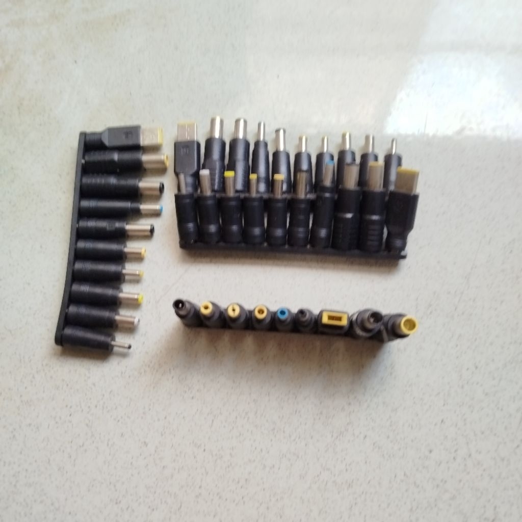 Jack DC Adaptor Portable Converter Konverter Power Laptop Universal