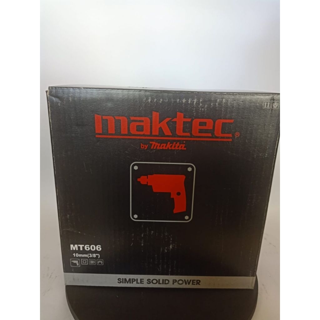 Bor Maktec MT 606