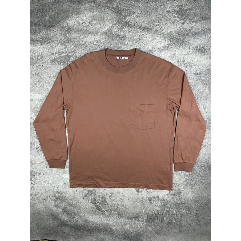 uniqlo u pocket longsleeve t shirt
