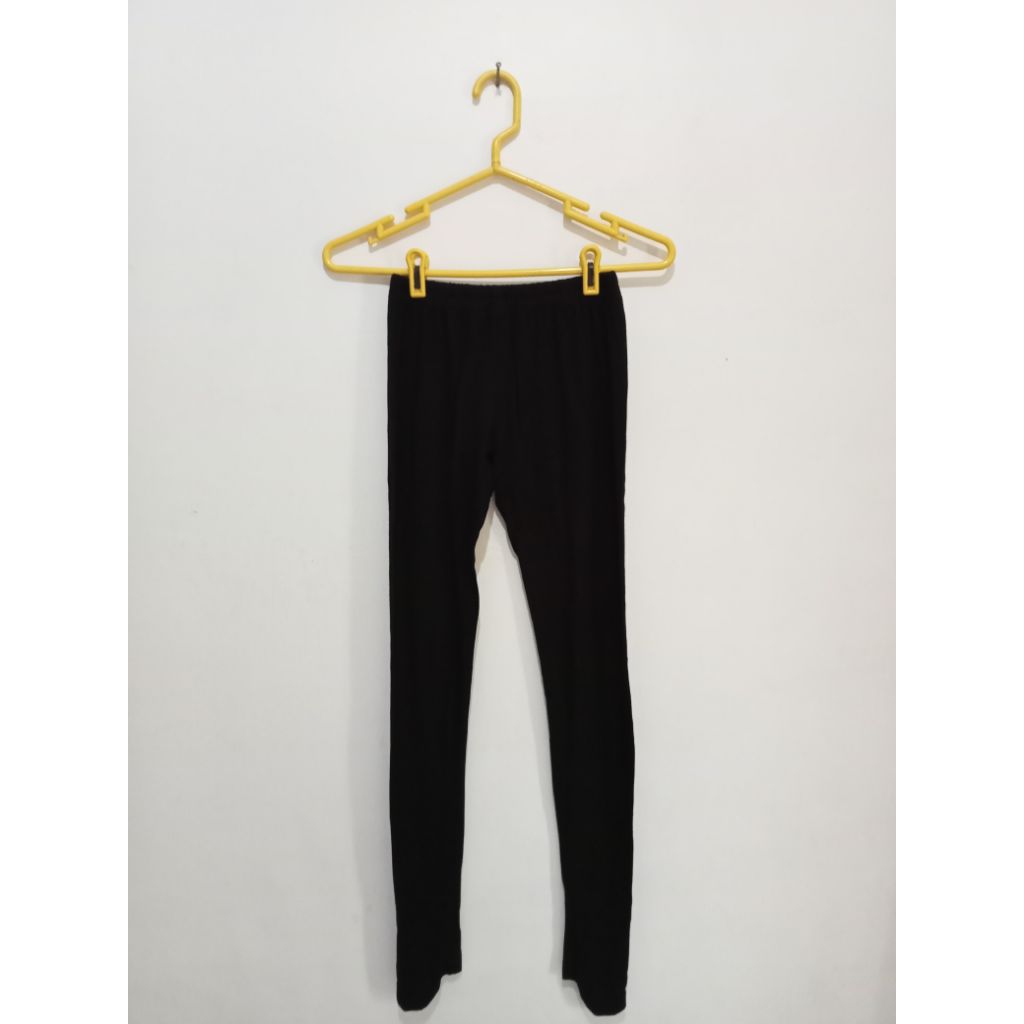 Preloved Legging Wudhu warna Hitam