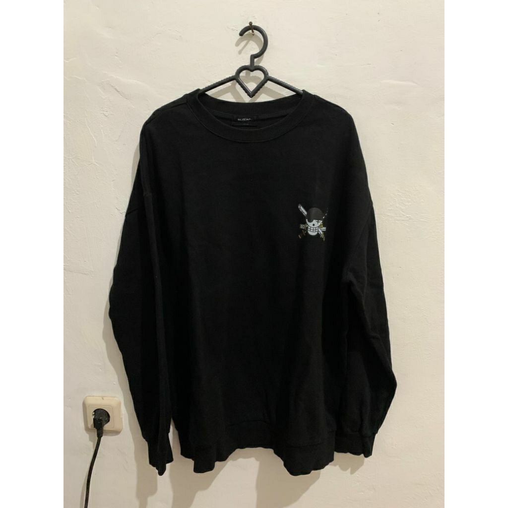 Crewneck/sweatshirt Hitam pekat sablon one piece by ecolier