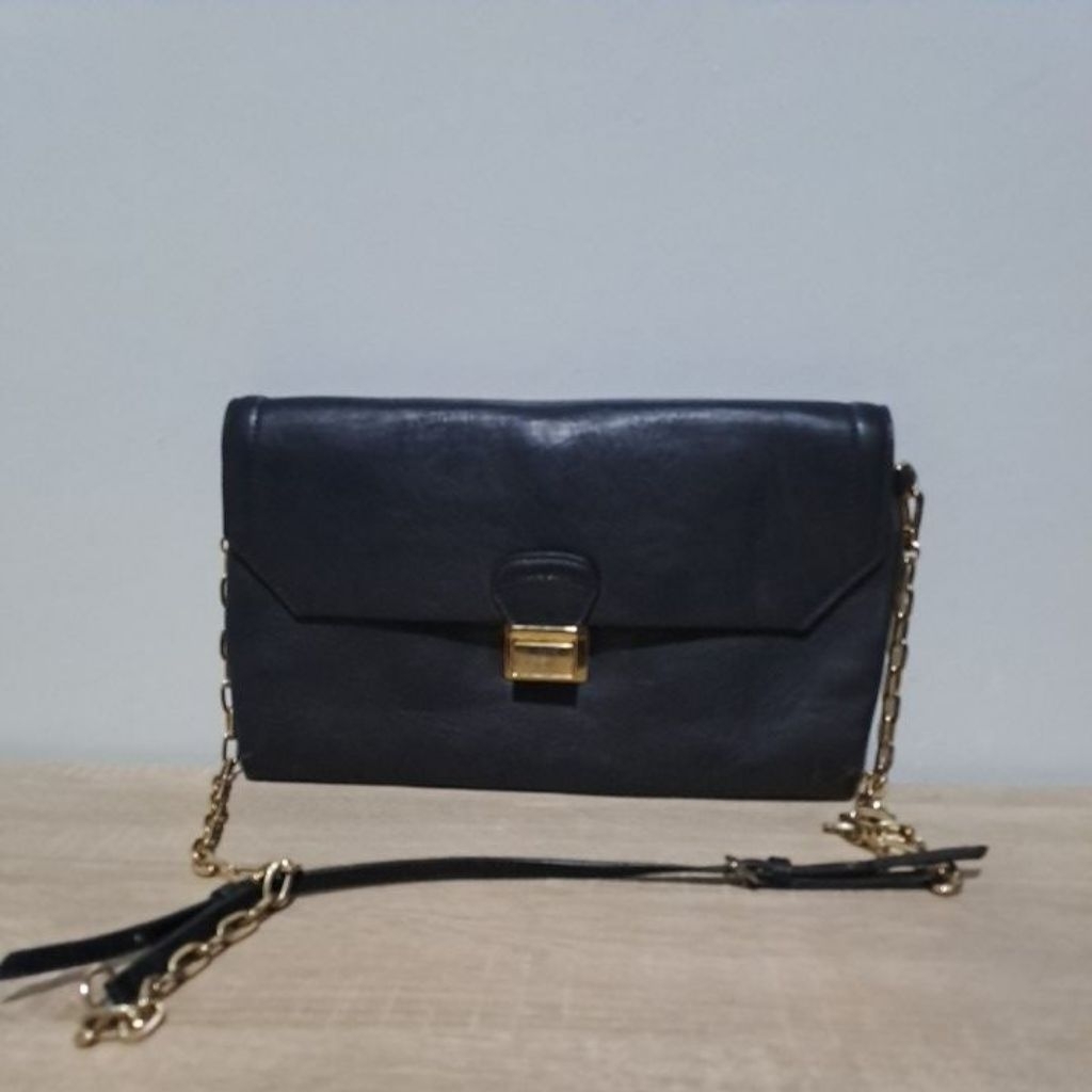 Sling Bag / Tas Selempang Miu Miu