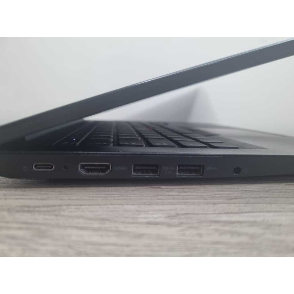 LENOVO THINKPAD E495 Prosesor RYZEN 3 3200U