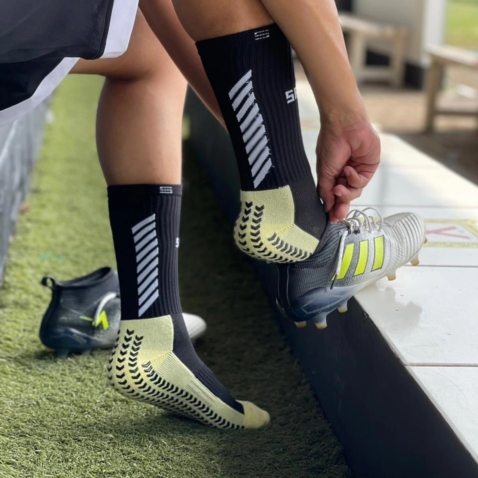 Kaos Kaki Savior Pendek Anti Slip / Kaos Kaki Pendek Bola Futsal Anti Slip / Kaos Kaki Olahraga