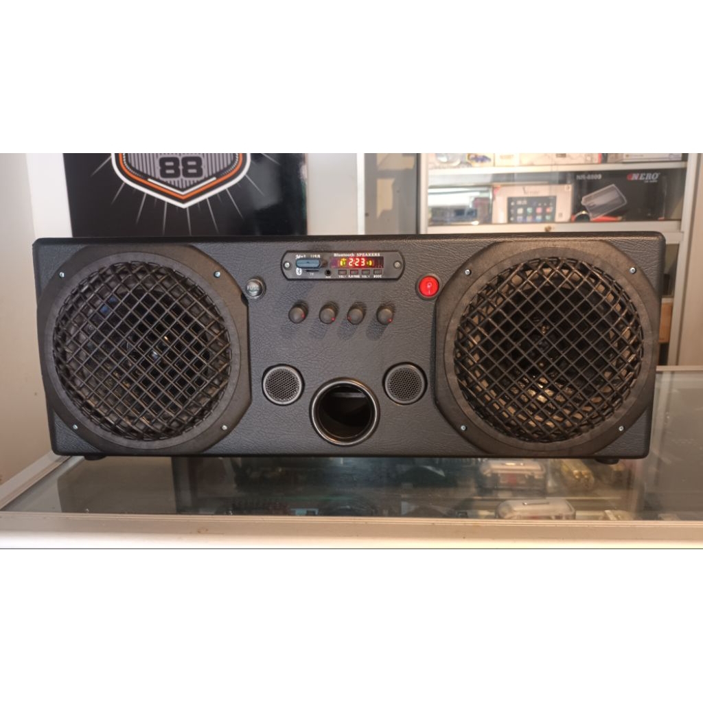 Speaker aktif mobil 12volt 6 inch