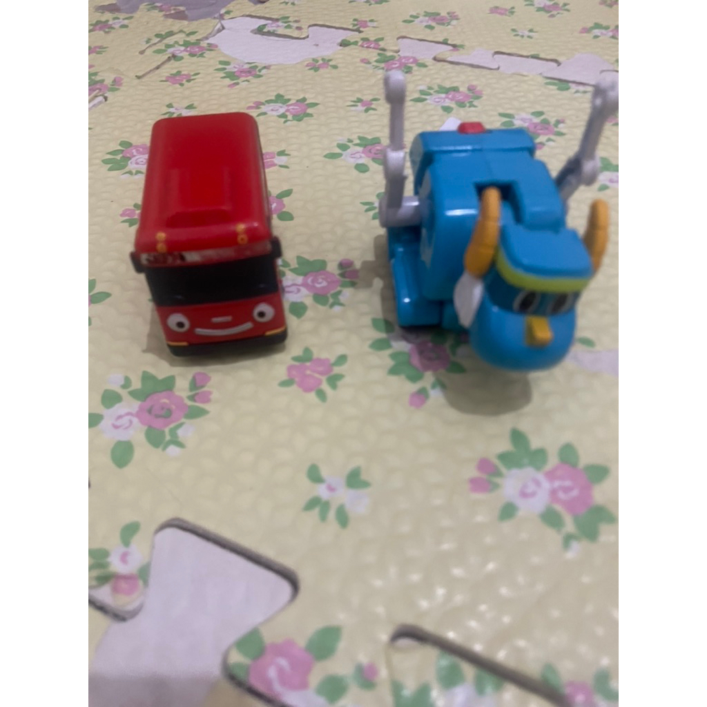 mainan mobilan tayo/gogo dino preloved