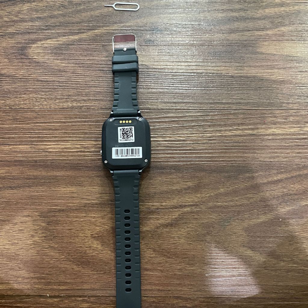 Second Bekas Smartwatch GPS 800mAh Kids Vidweo Call LBS SOS Safety Kid Watch Family Chat SIM 4G