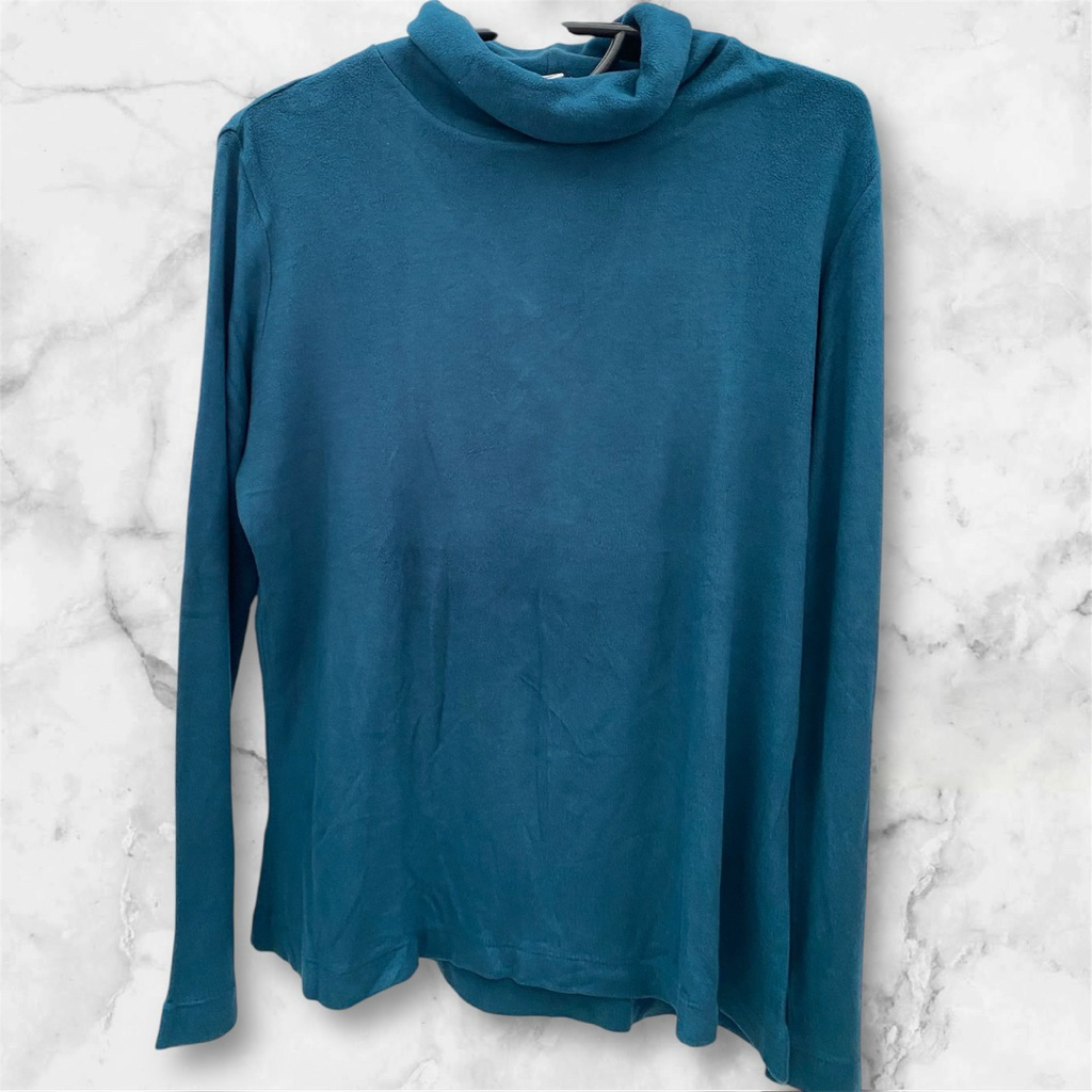 Preloved Uniqlo Turtle Neck Ori