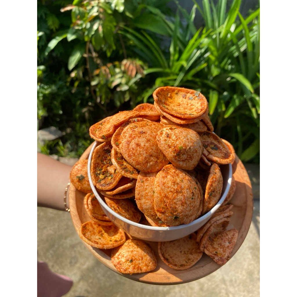 

Basreng Koin Cikruh 500gr - Camilan Istimewa pedas daun jeruk (SiRafaSnack) Goreng