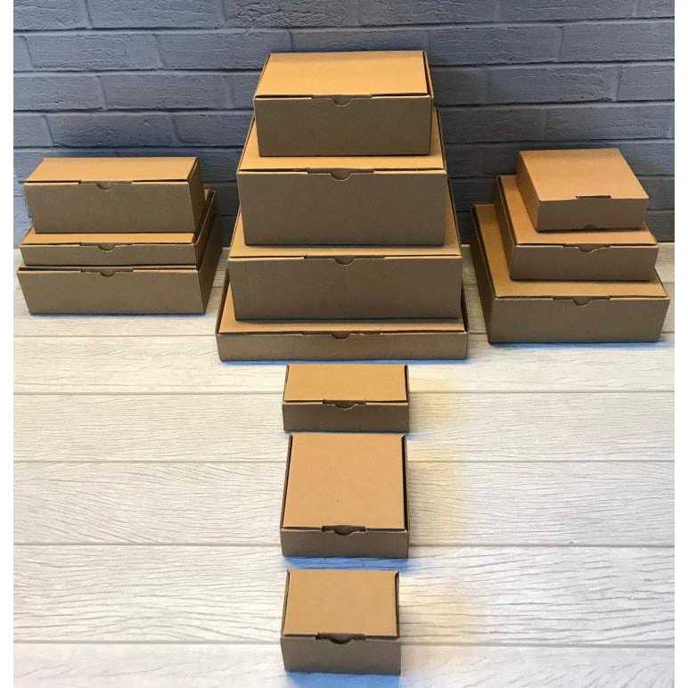 

Kardus box packing DIE CUT 41,5x22,5x4 cm bahan B-flude 3mm DIE CUT PIZZA kardus box packing Die cut pizza Kardus box karton packing 41,5x22,5x4 cm Packing Polos dan Tebal 3mm B FLUDE