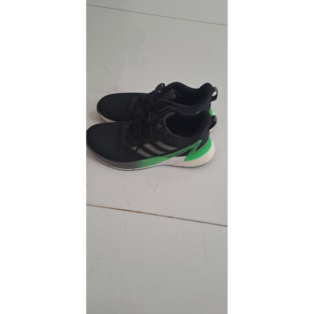 Sepatu Adidas Original response super hitam size 42,5 insole 27cm preloved second