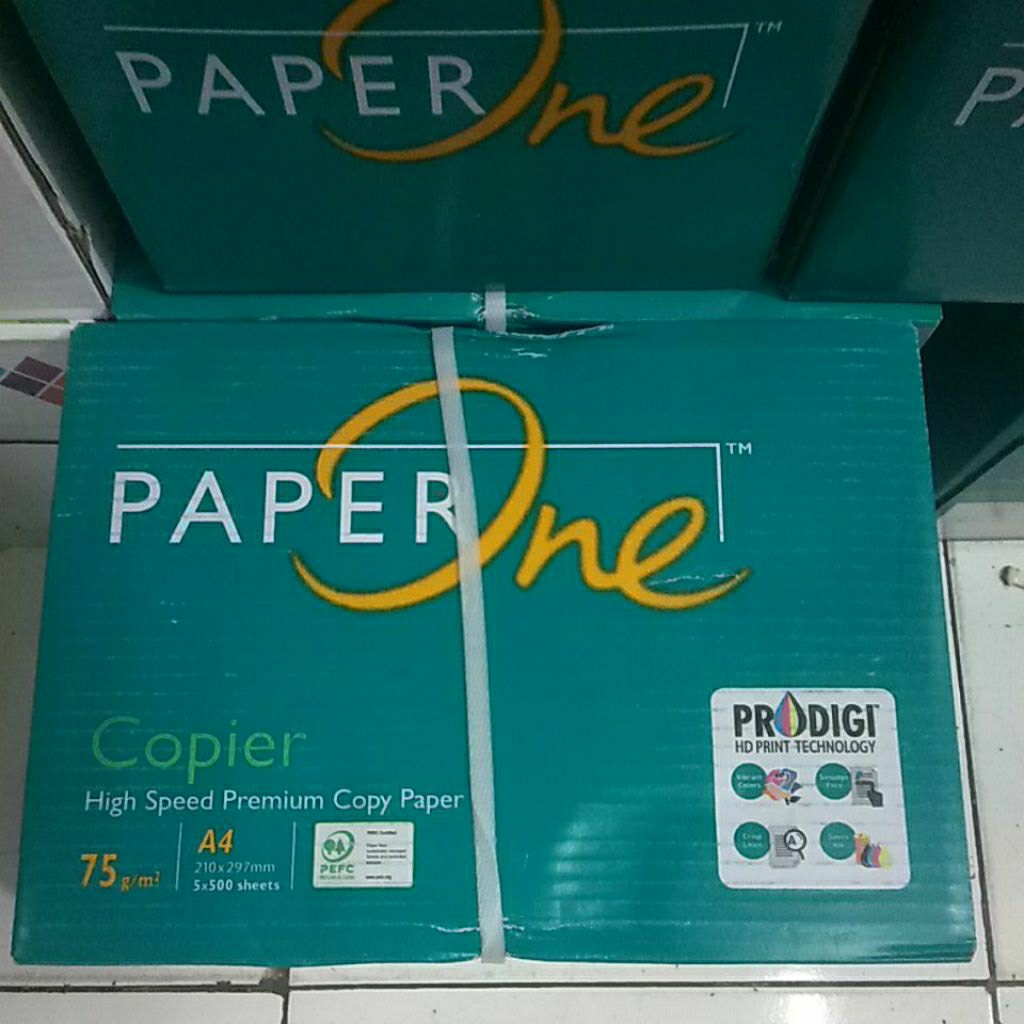 

kertas hvs A4 75 paper one 1 dus isi 5 rim