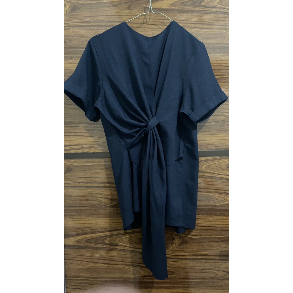 Preloved atasan navy nagita slavina x chapter 9