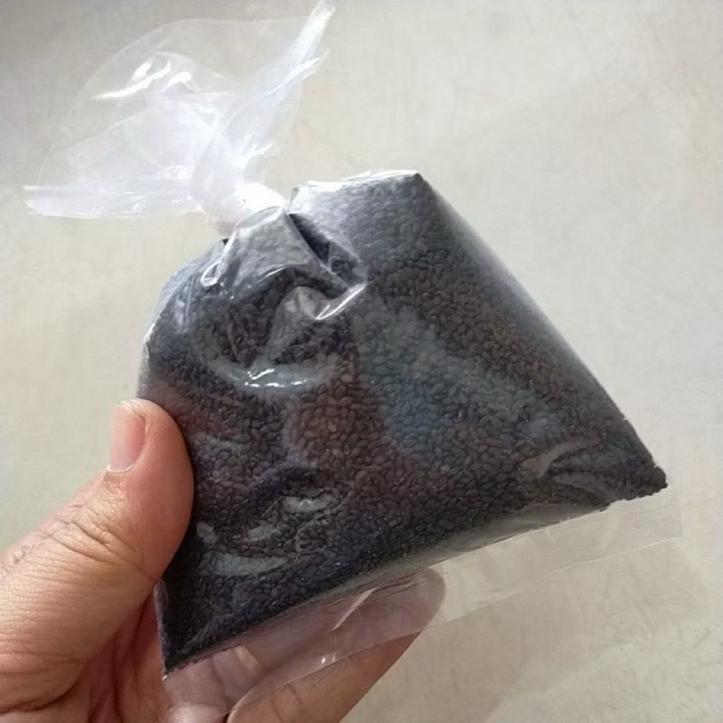 

BIJI SELASIH 100 GR - BASIL SEED 100 GR - SELASIH SUPER