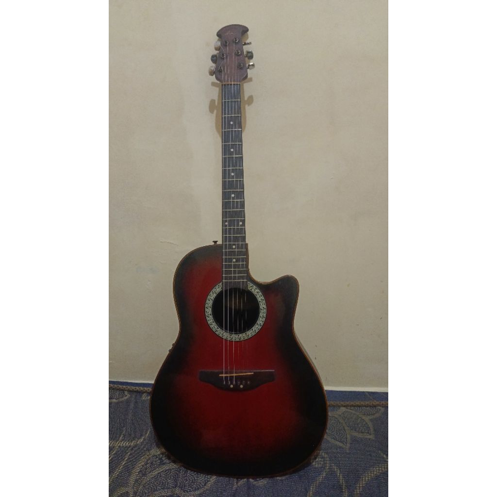 Ovation Celebrity CC024