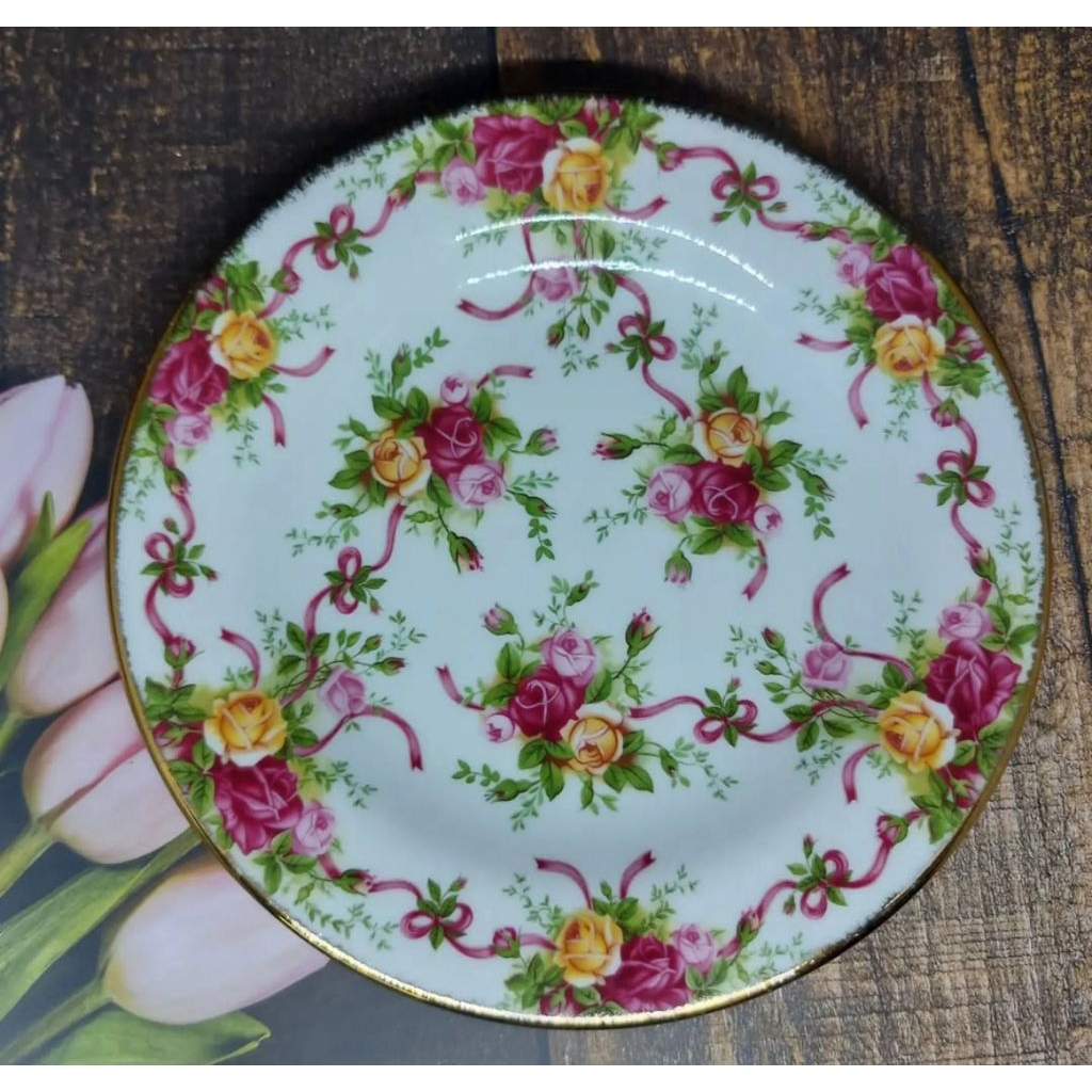 Piring / Plate OCR Ruby Celebration Royal Albert