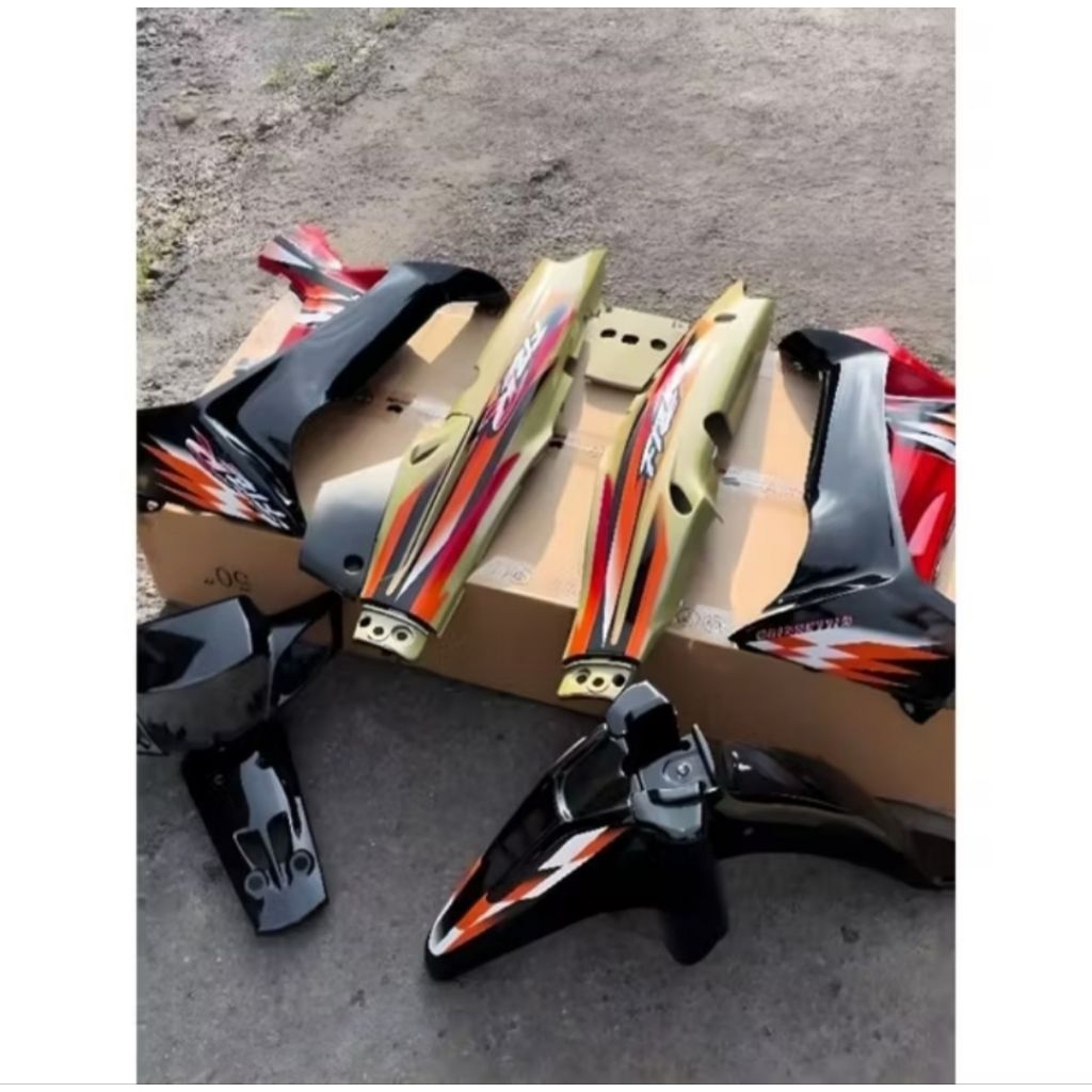 fullset body halus Fiz R milenium oren gold 2000 body  set yamaha fiz r milenium gold 2000