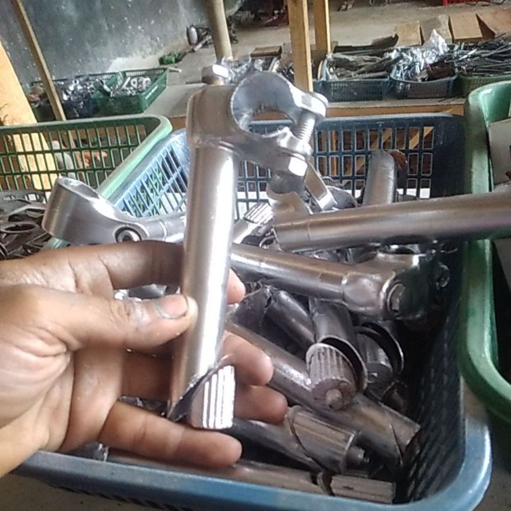 STEM SEPEDA ANAK UKURAN 12 ,16,18 BEKAS