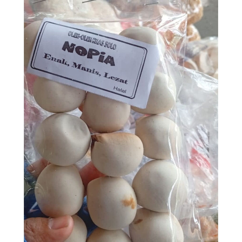 

Nopia bulat kecil kue pino isi gula jawa 500gr oleh oleh khas solo