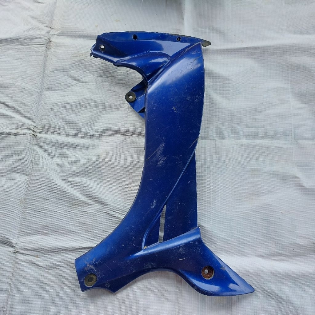 COVER BODI,BODY SAYAP DALAM YAMAHA JUPITER Z 2008 KANAN SAJA ORIGINAL