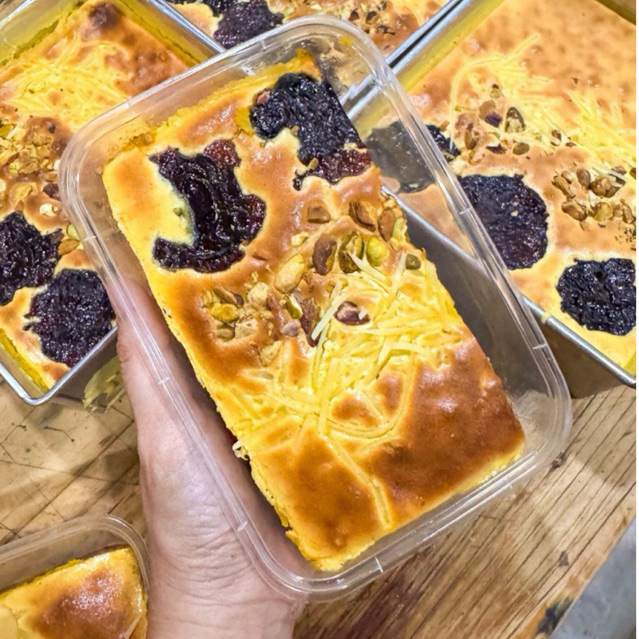 

RB Kue Lapis Legit Premium Legenda Tanpa Tepung