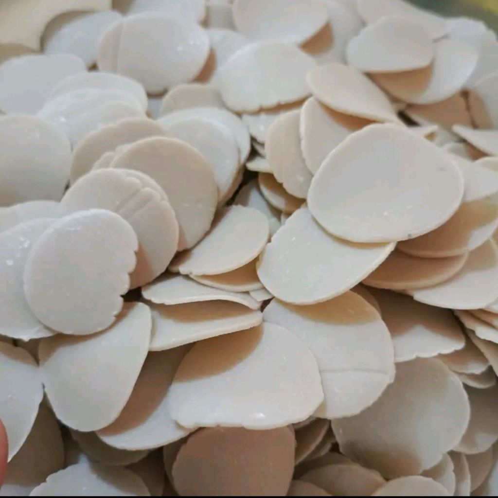 

Kerupuk Amplang Mentah Kerupuk Ikan Bulat Cap Bukit Barisan 1kg Kerupuk Renyah Gurih Sedap