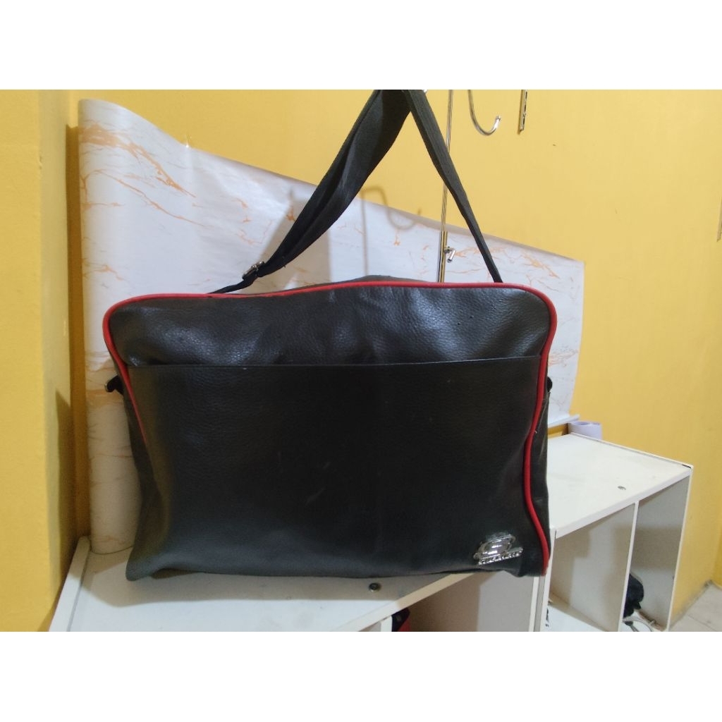 tas selempang skechers black