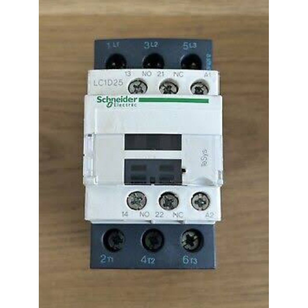KONTAKTOR LCID25 40A COIL 220V