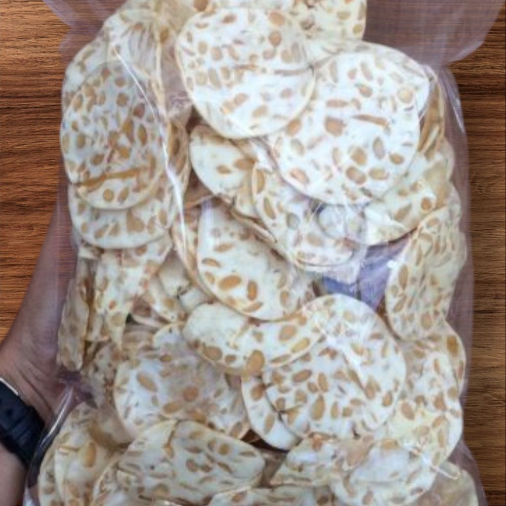 

KRIPIK TEMPE KRIUK MURAH 250G NIKMAT ENAK CEMILAN KELUARGA.