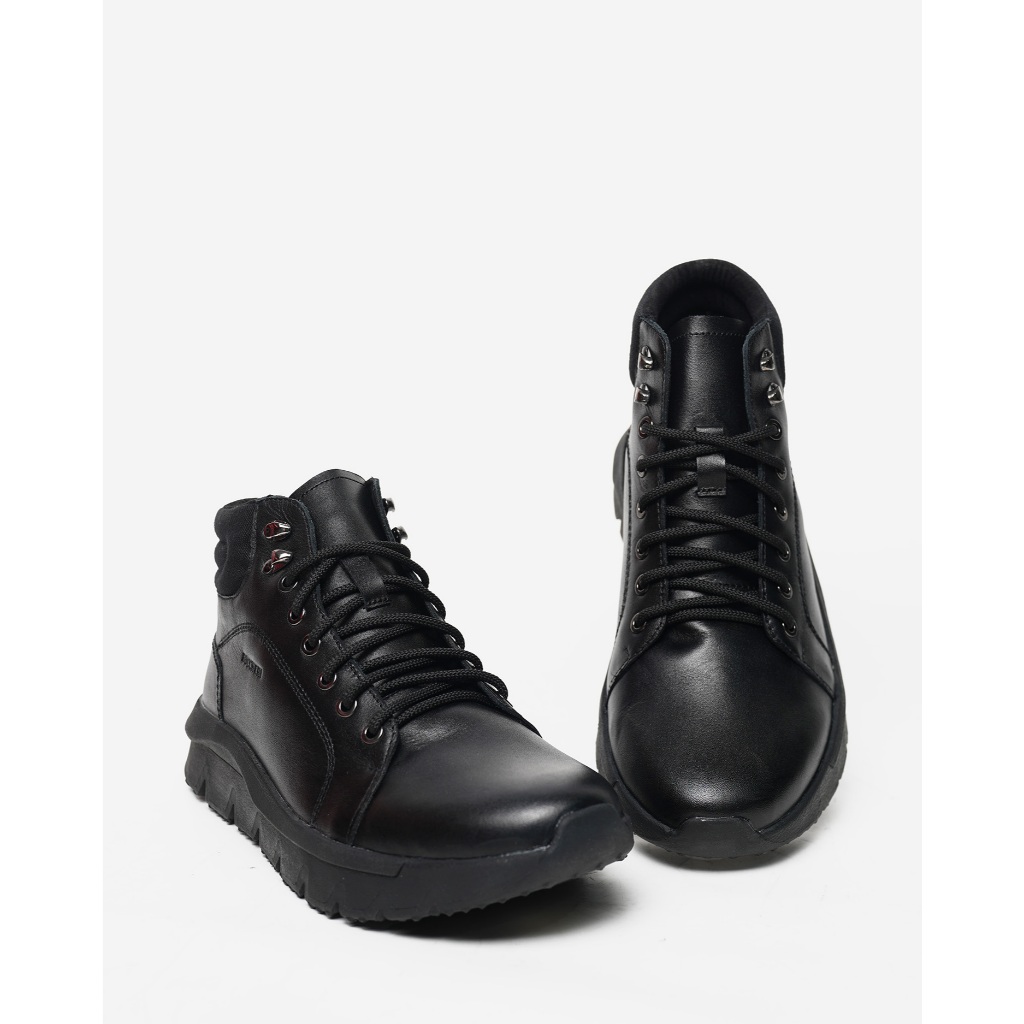 Buccheri Temi Boots Men Black