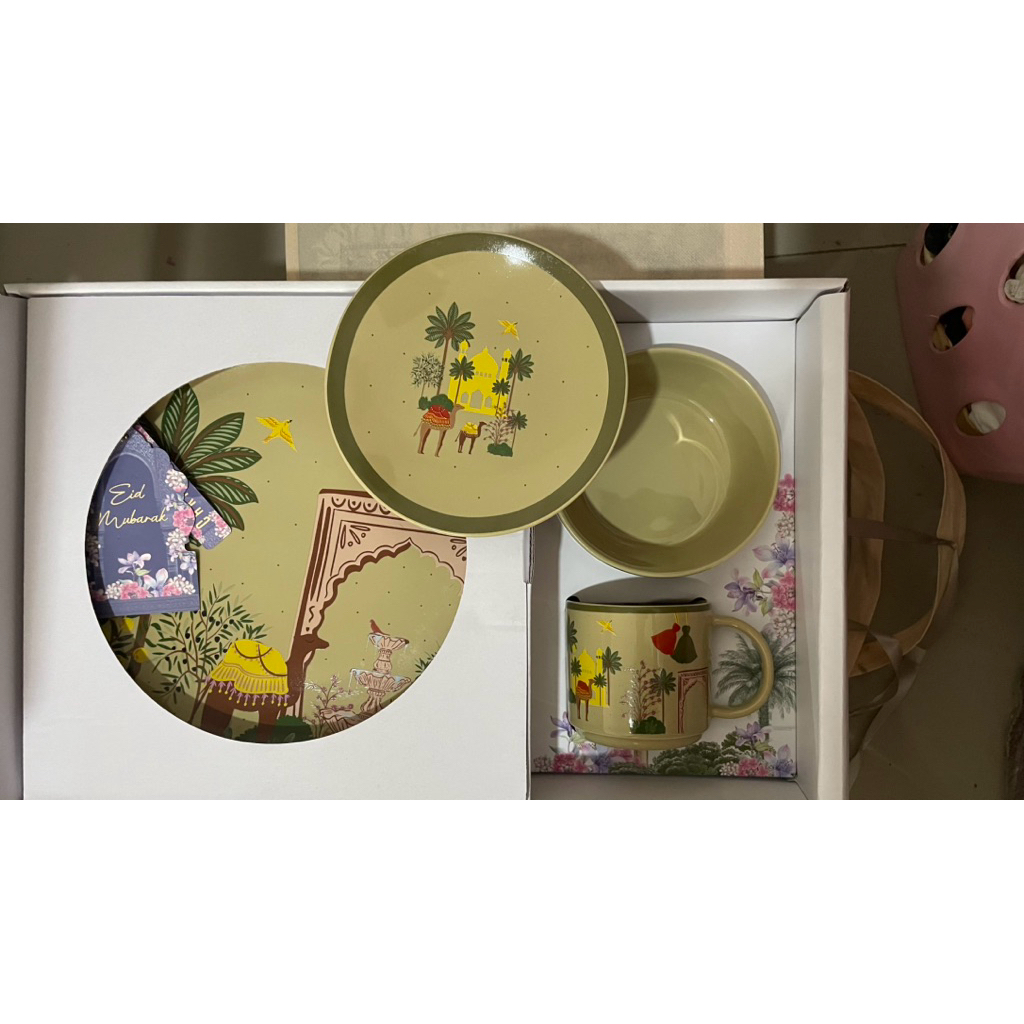 Set alat makan keramik new