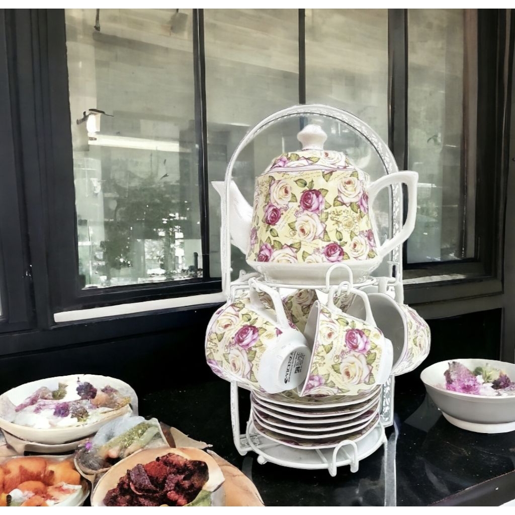 Perlengkapan Minum Teh VICENZA Ca78, tea set MAWAR dengan 6  Cangkir MAWAR, disertai 1 Teko VICENZA,