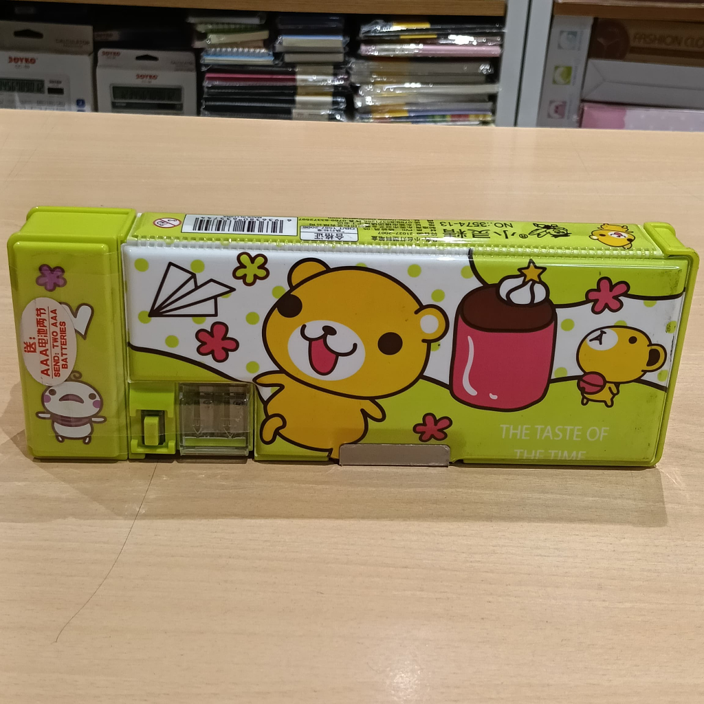

Kotak Tempat Pensil Pencil Case No. 3574-13