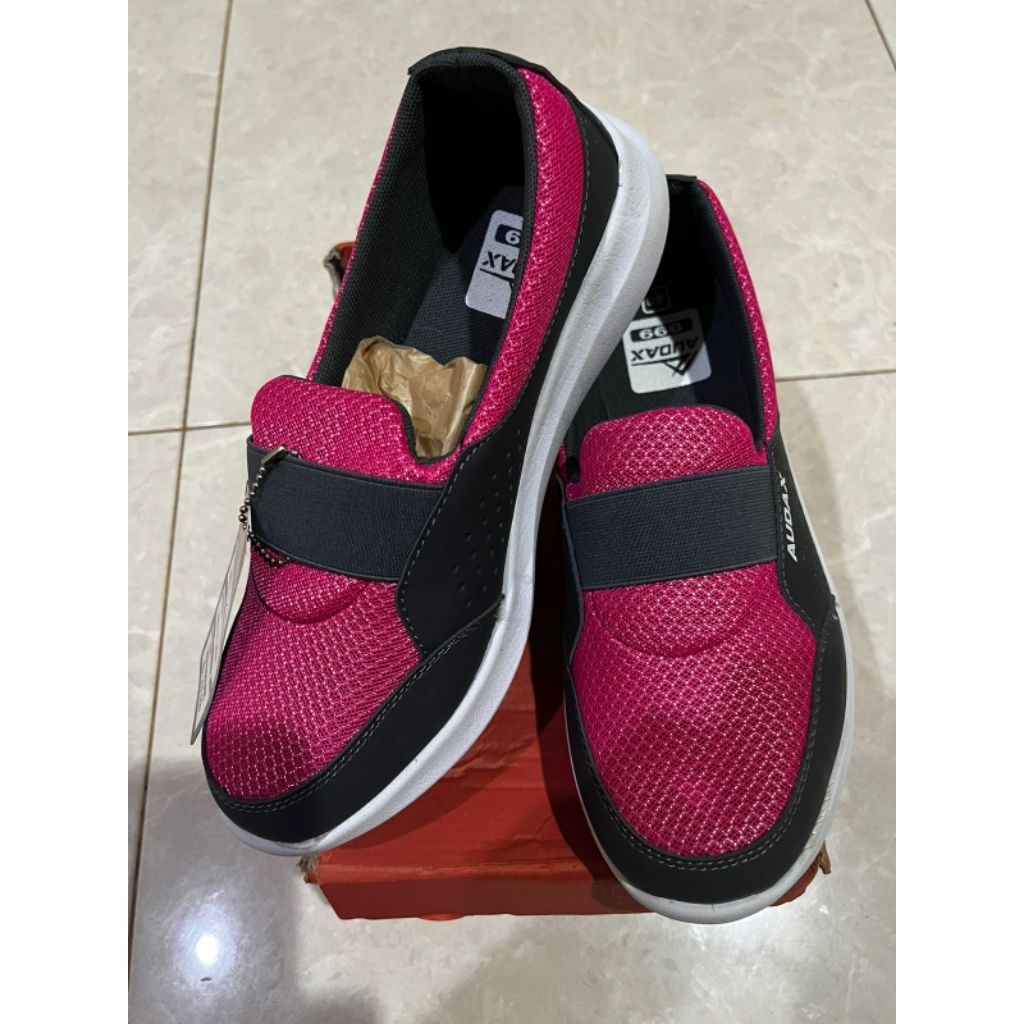 Sepatu Wanita Audax