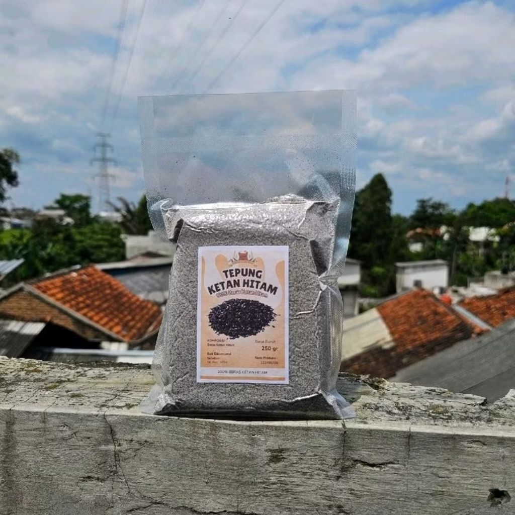 

TERBARU TEPUNG KETAN HITAM ASLI CIANJUR KEMASAN VAKUM 250 Gram 500 Gram