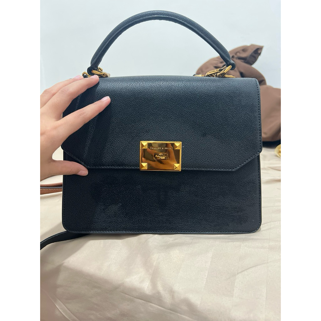 Preloved Tas Ck charles & keith original warna hitam