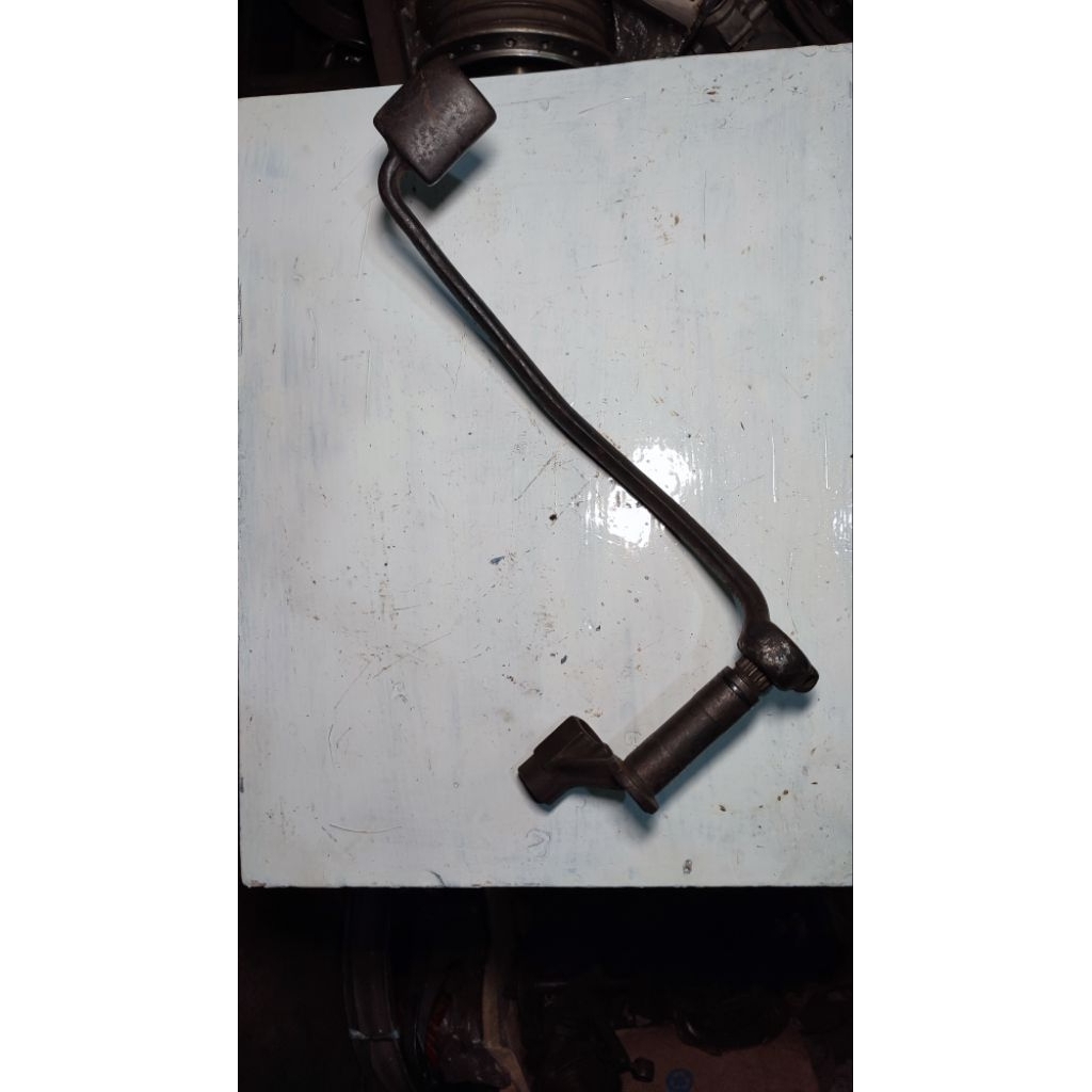 selahan engkol lambretta 125