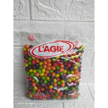 

COKLAT LAGIE FEBBY, COKLAT ISI KACANG 1 KG
