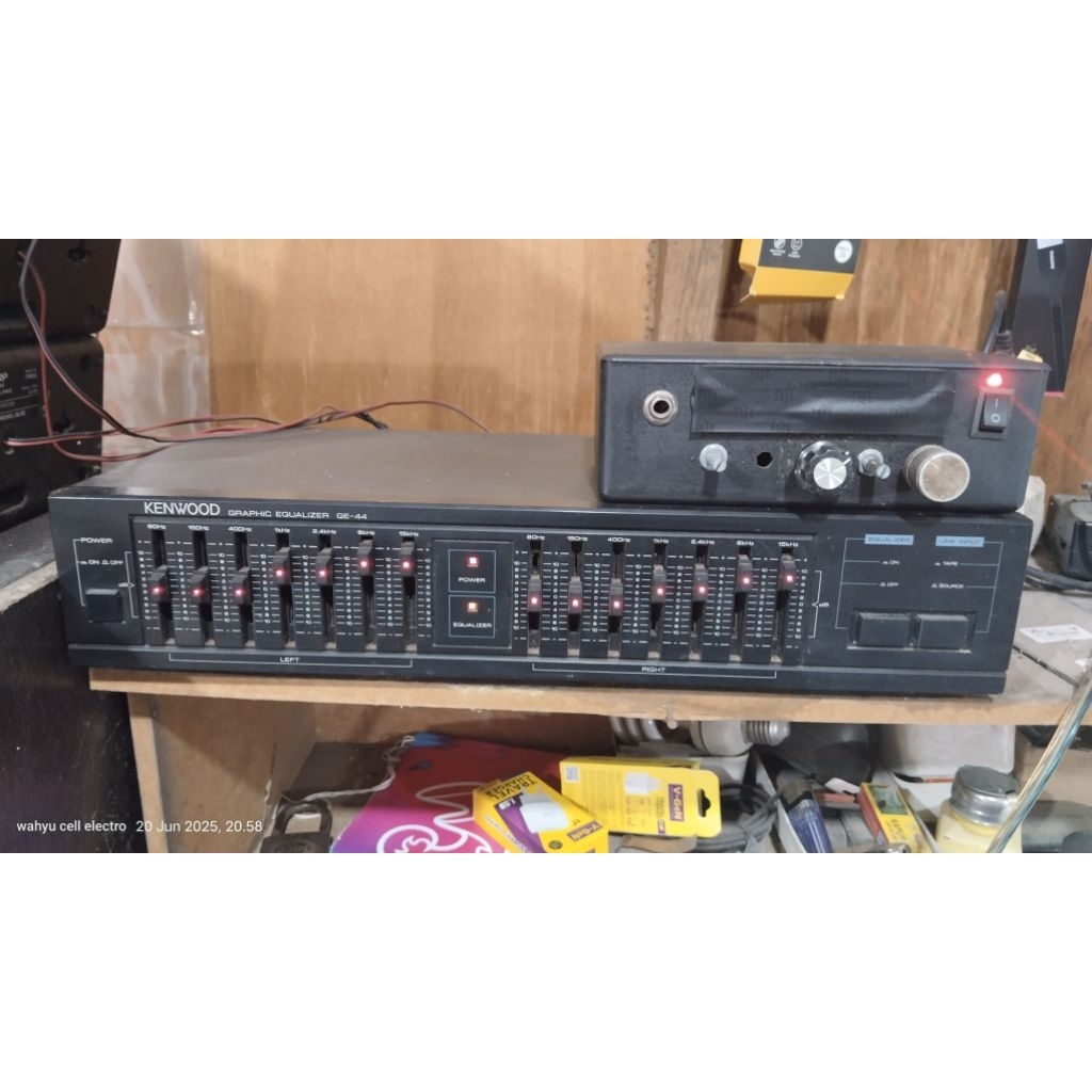 equalizer kenwood GE- 44