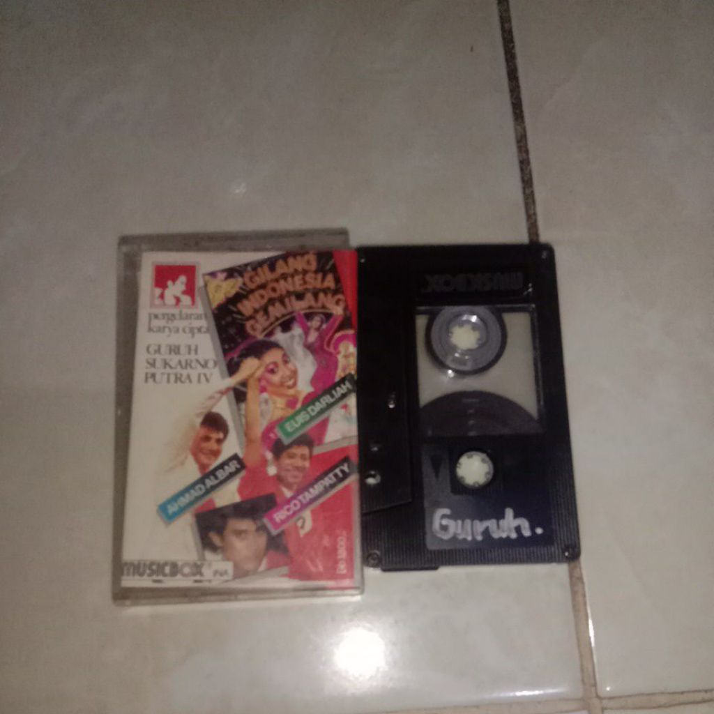 KASET PITA PERGELARAN KARYA CIPTA GURUH SOEKARNOPUTRA IV