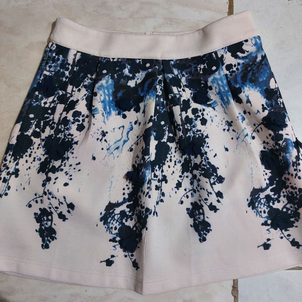 rok motif putih biru size M-L