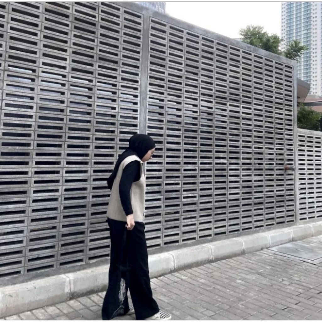 ROSTER BETON PERSEGI PANJANG 28x8x10 - Abu-abu