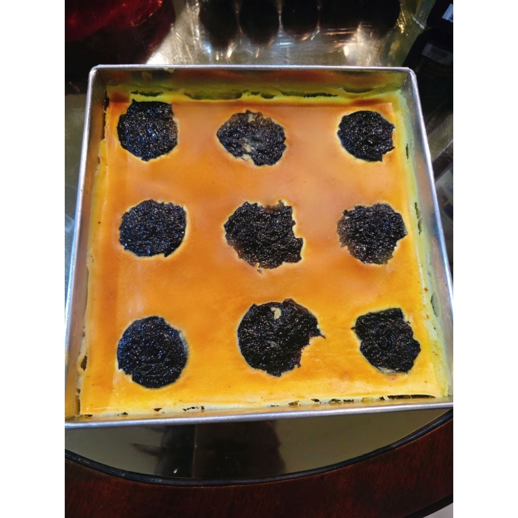 

Lapis Legit Premium Prunes