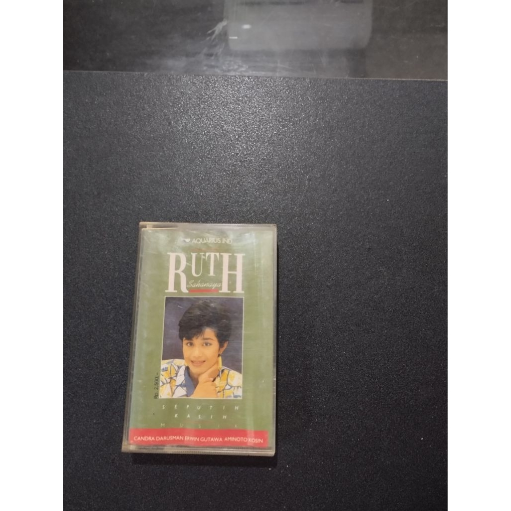 Kaset Pita Ruth sahanaya
