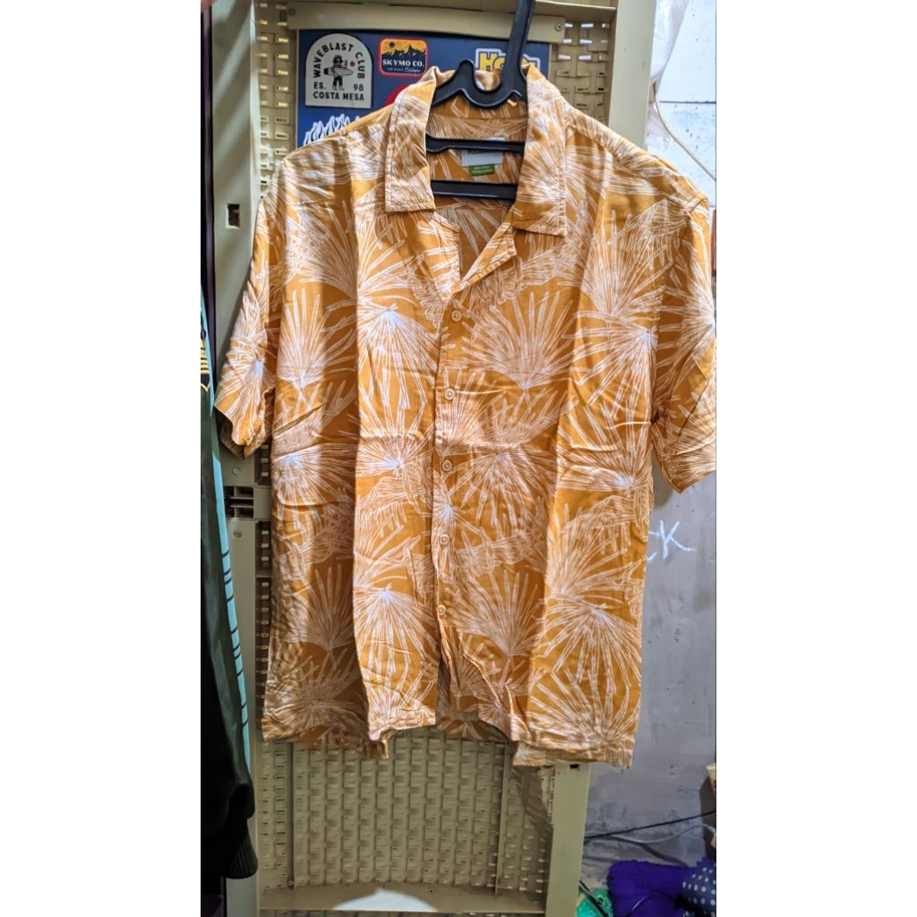 Kemeja Casual Pria/Kemaja Pantai-Pull And Bear-Second Like New