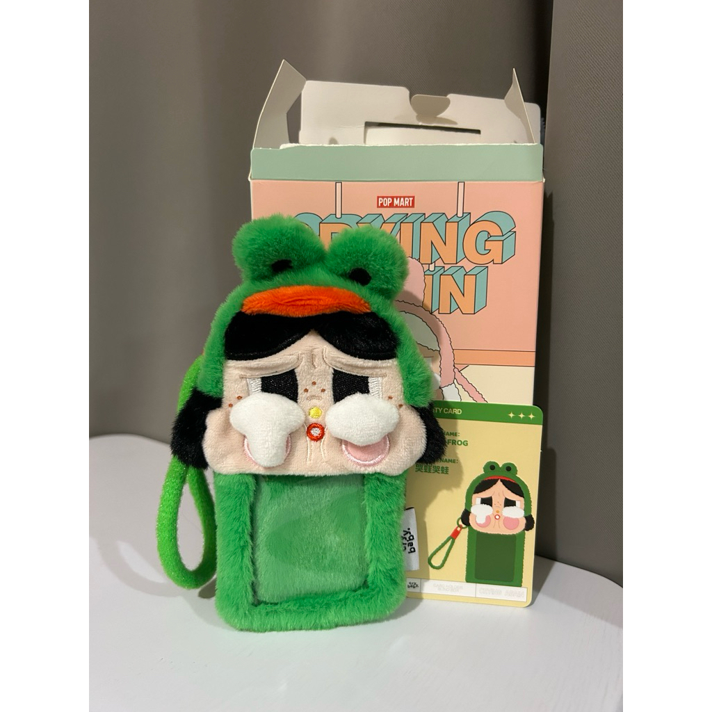 

READY CRYBABY LANYARD POPMART