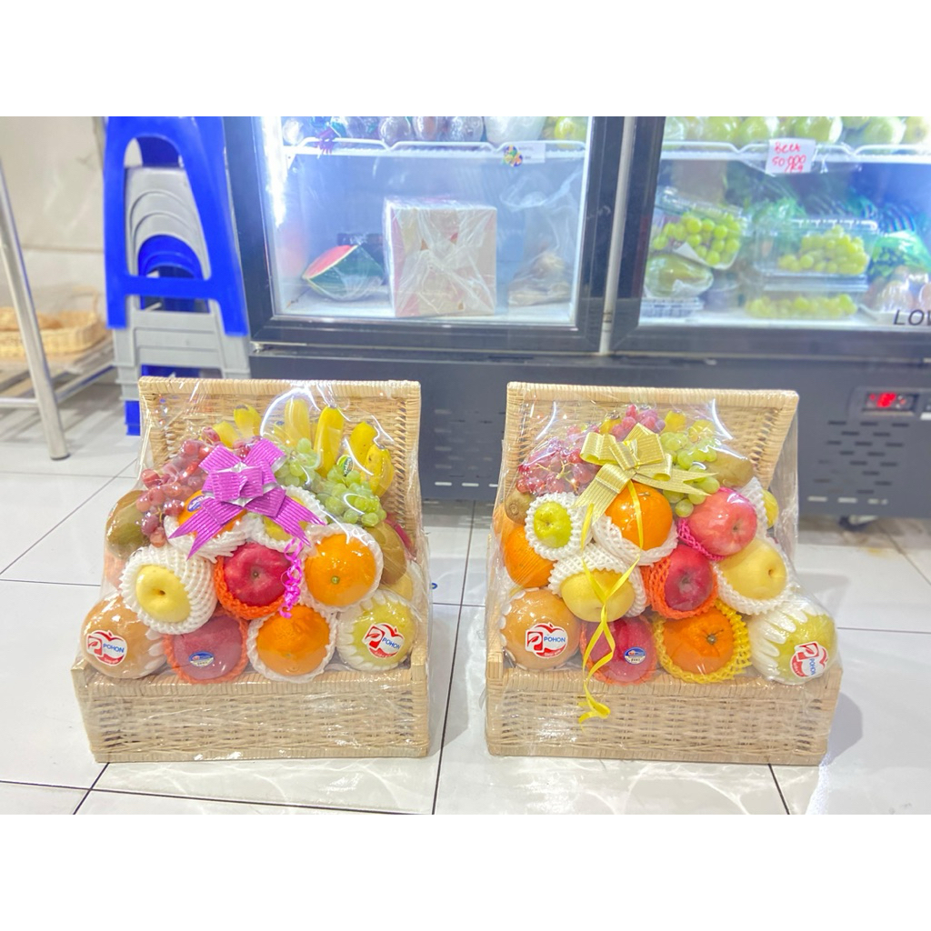 

premium hampers buah segar keranjang eksusif premium jumbo xxl free pita lebaran idul fitri kurma buah segar hampers parcel buah free kartu ucapan